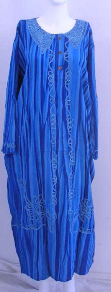 wholesale-clothing-distributor12